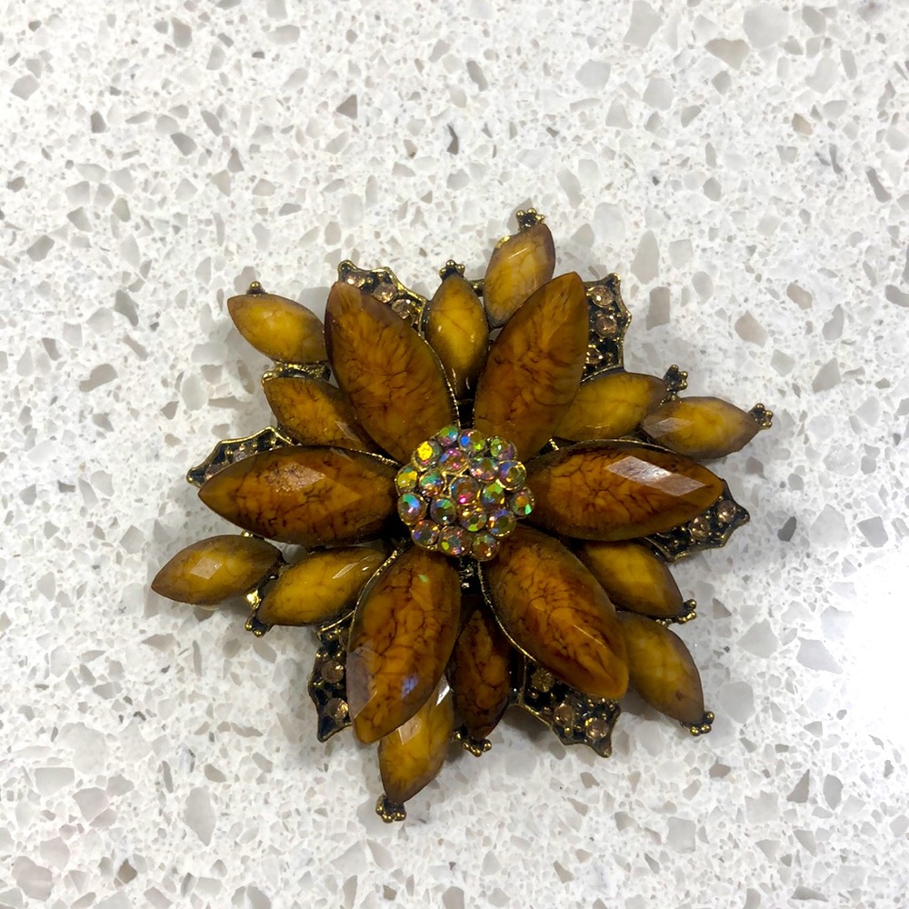 Vintage Flower Brooch